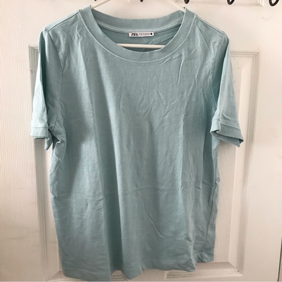 Zara basic tshirt - Picture 1 of 4